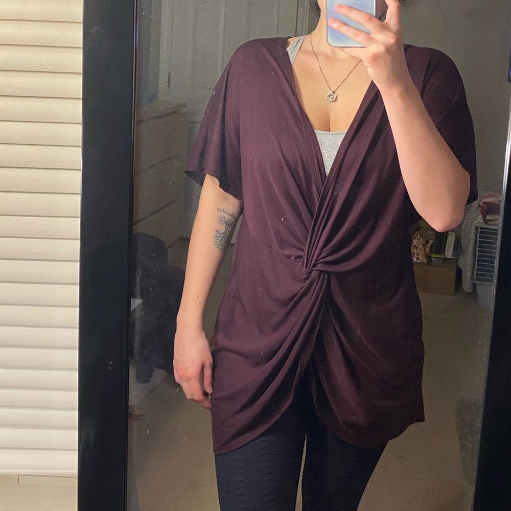 Twist front Top